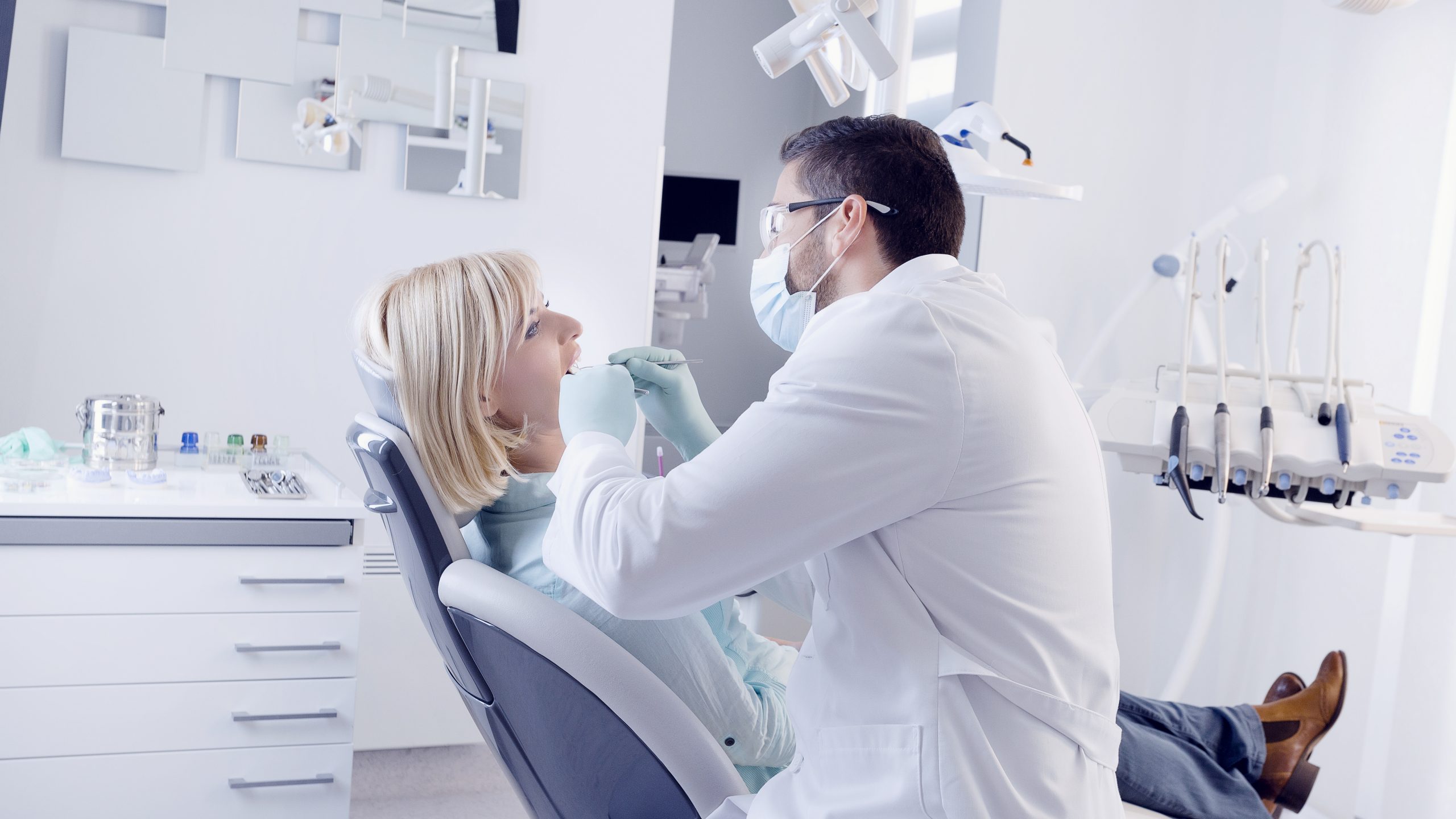 Dentist in Palmdale, CA